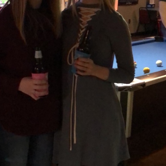 Gray lace up dress - Picture 3 of 3